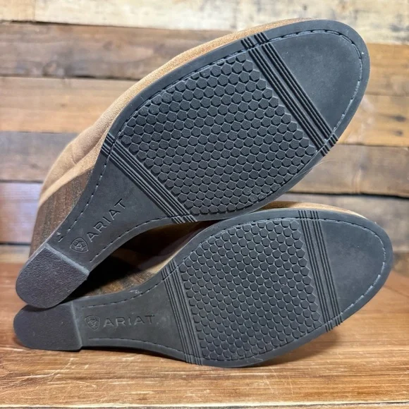 Ariat Women Belle Wedge‎ Bootie Western Chic Boot Soho Sand Tan Suede size 10 - Picture 7 of 9